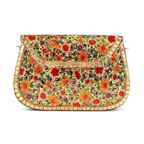 Antik Kraft Handbags - NWT ANTIK KRAFT FLORAL METAL CLUTCH/CROSSBODY PURSE